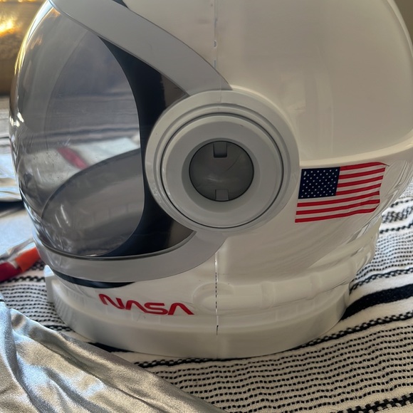 Pottery Barn Kids Astronaut Costume 7-8 plus helmet (purchased separately) - Picture 3 of 4